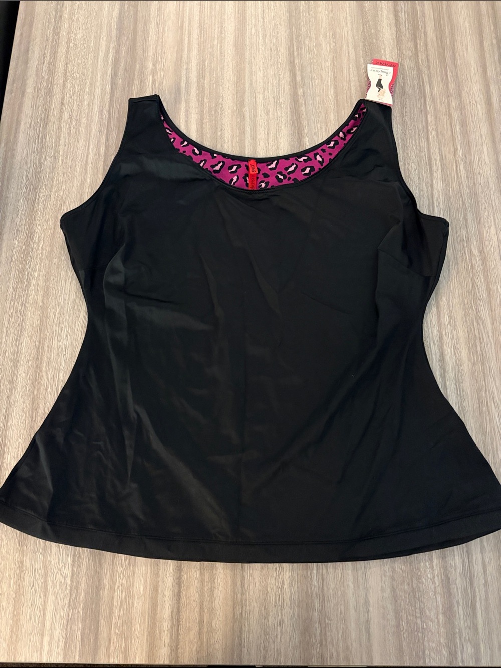 Spanx NWT Slimming Scoop Neck Camisole Women’s Size 3X